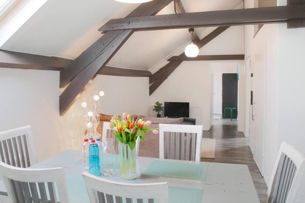 Uroczy Apartament I Bezplatny Parking Na Miejscu ケルクラーデ エクステリア 写真